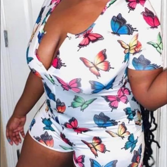 Butterfly Onsesie - Picture 2 of 3